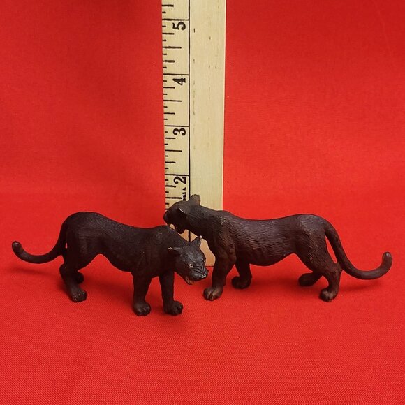Two Schleich Black Panther Figurines - Picture 8 of 8